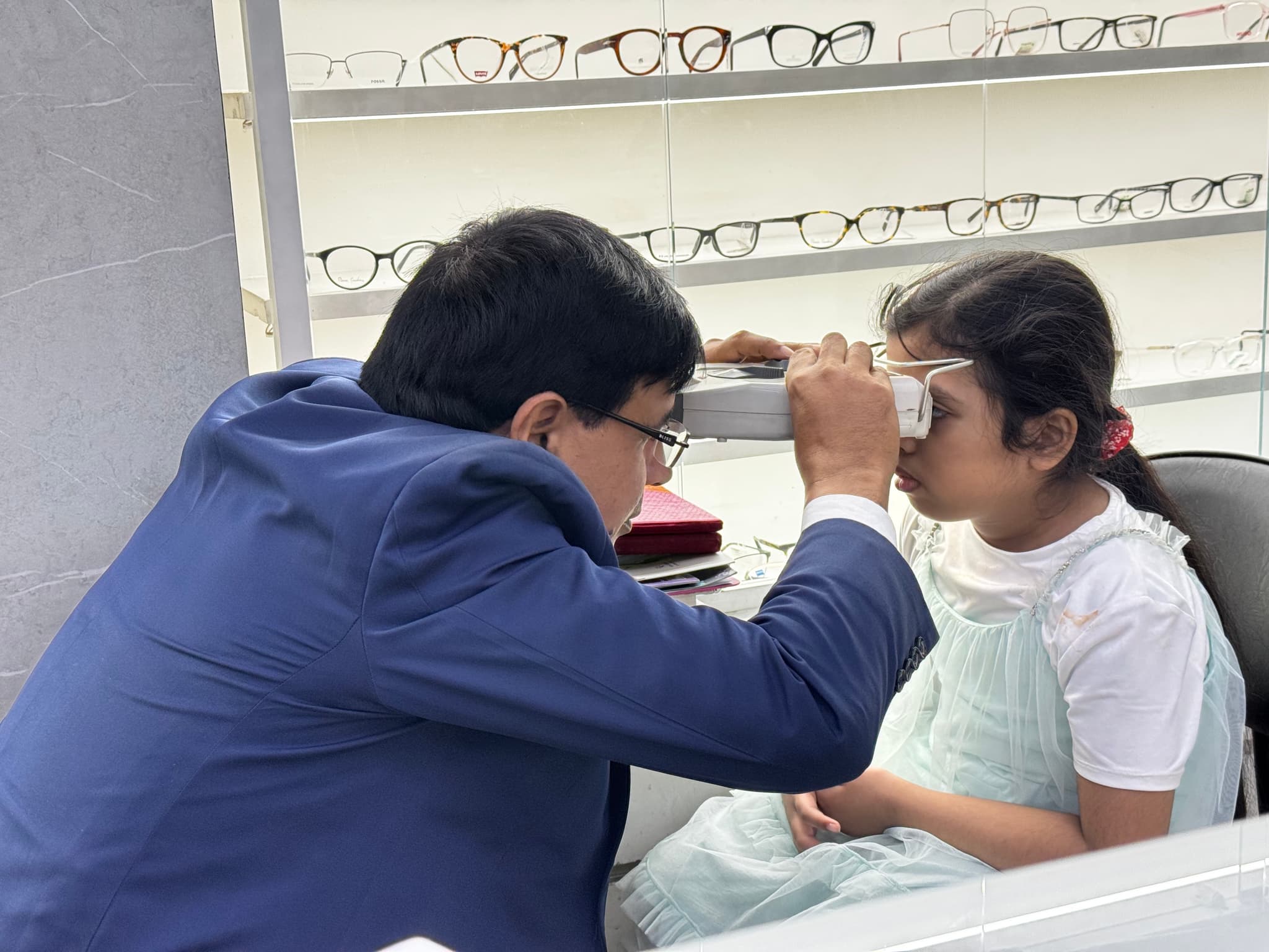 Getting new glasses 🤓